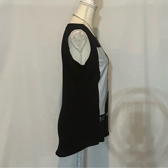 Tops/T-Shirts/Tanks👚 - 2 for $15 or 3 for $20 (Mix & Match) - Picture 3 of 5